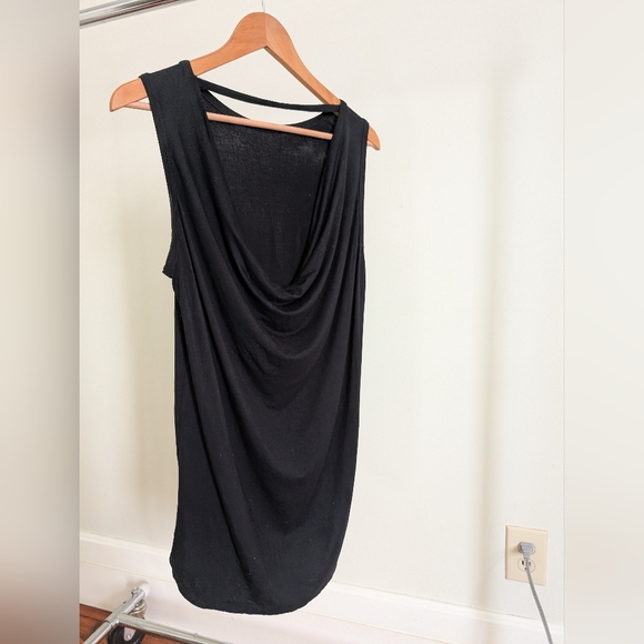 Drape Back Top - Picture 2 of 2